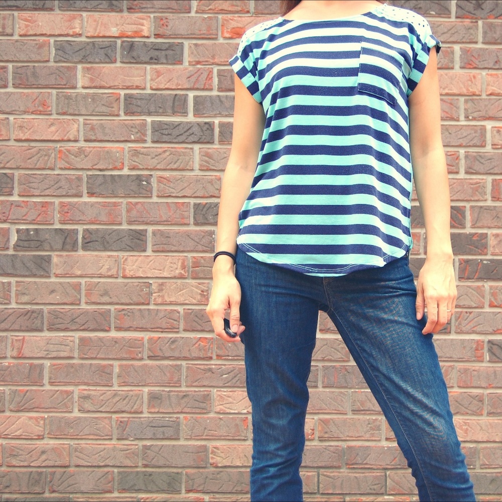 S Belle du Jour Top Blue an Light Green.